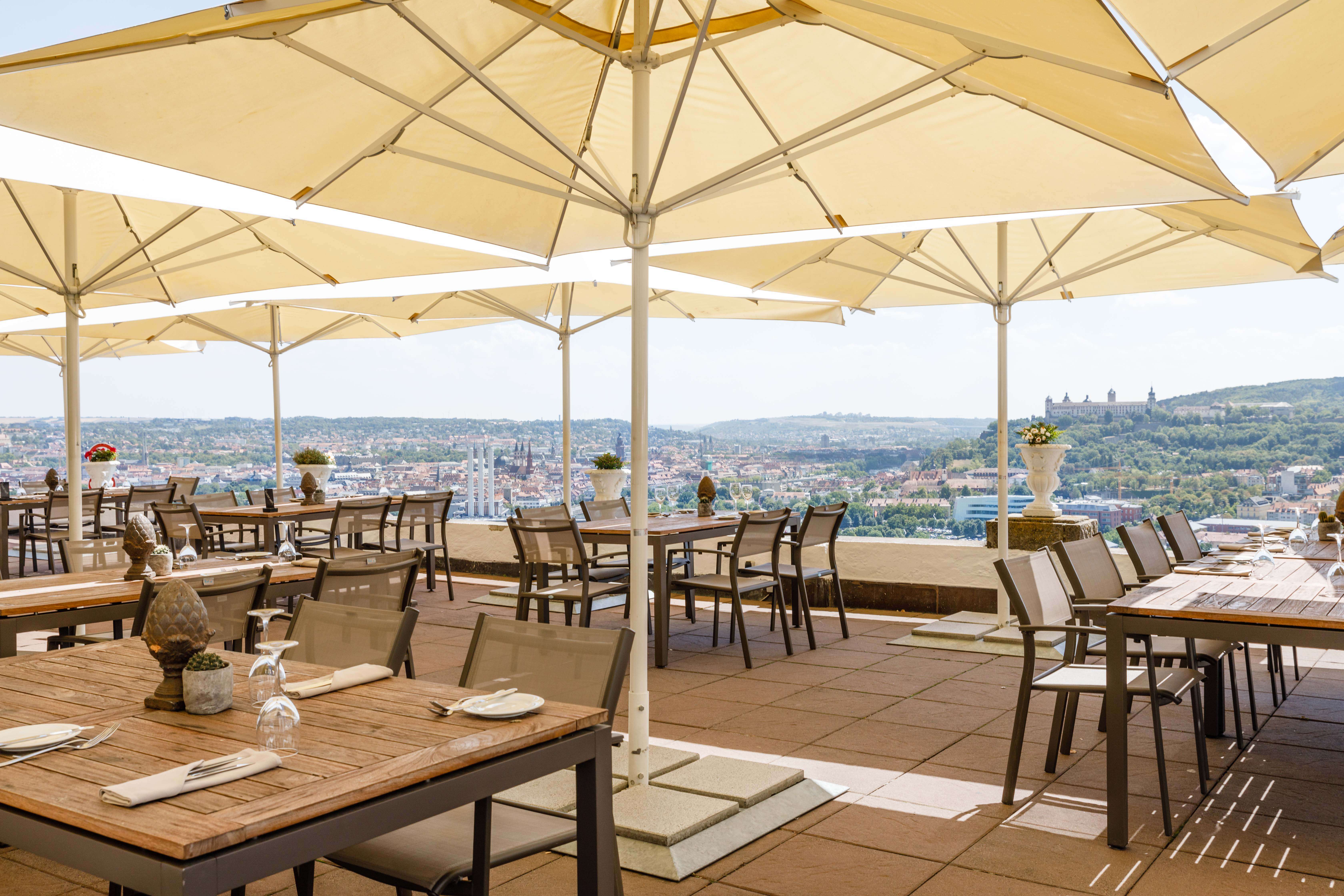 Steinburg_Terrasse+Weinberg Interim Management Lösungsvorschlag-Präsentation